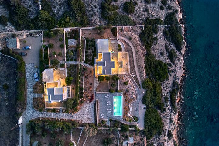 Villa Thalina gallery image 2