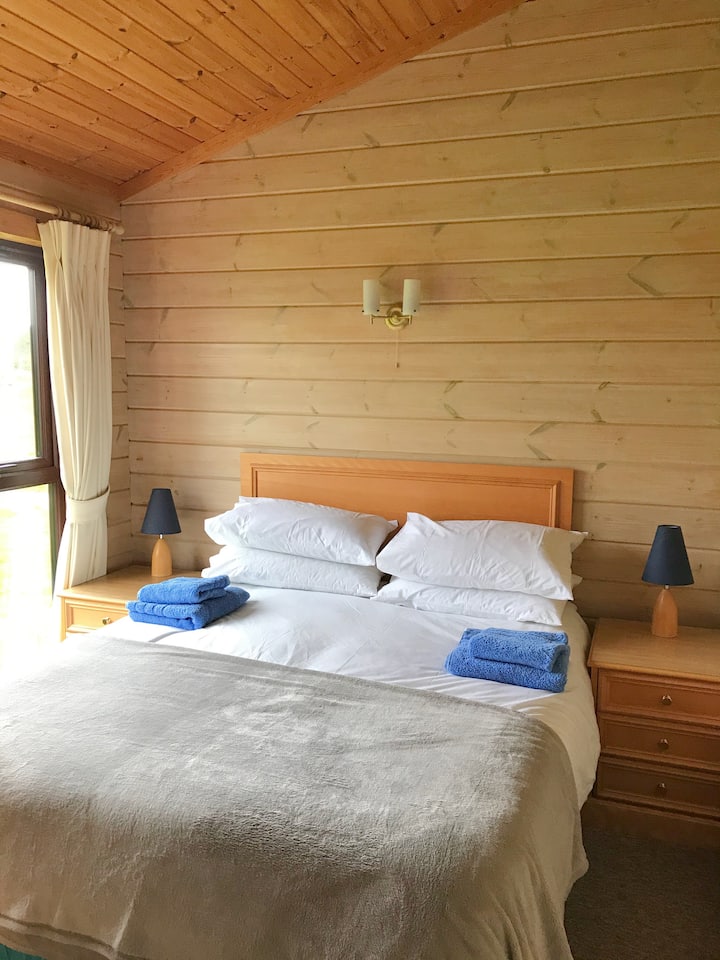 غرفة النوم الرئيسية