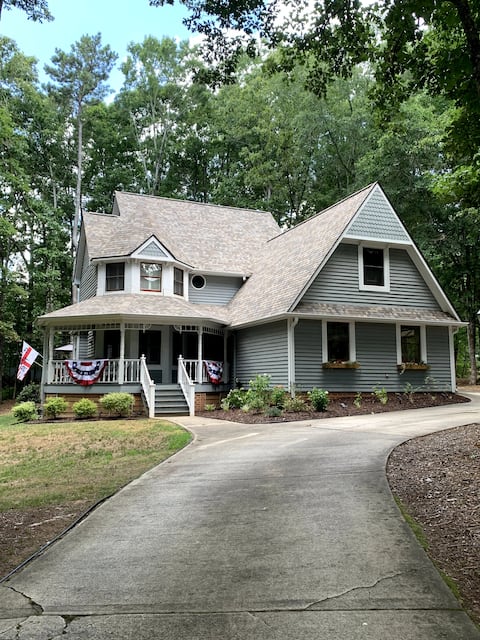Mosswood Manor