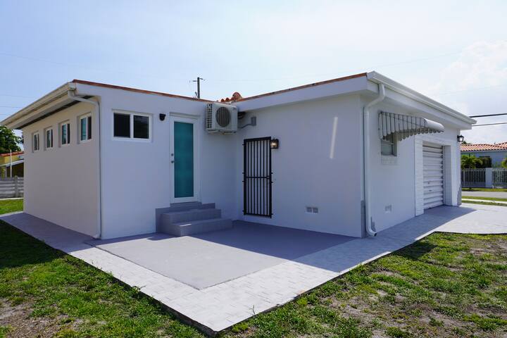 Miami�nin göbeğinde güzel 1 yatak odalı! Airbnb