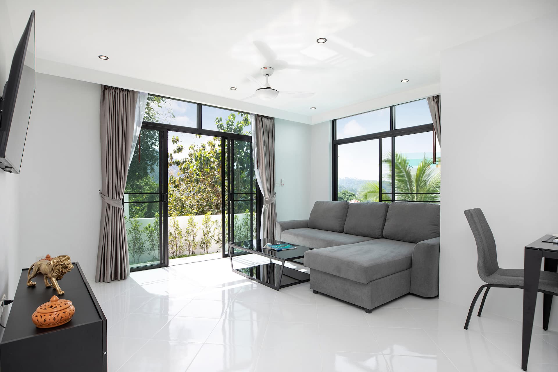 Hilltop Luxury Sea View Villa + Infinity Edge Pool — zdjęcie 2