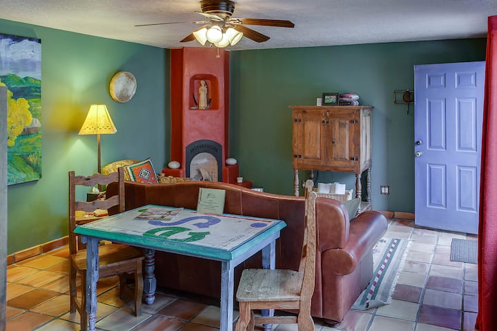 2 Bdrm Suite In Historic Inn, Artisan Breakfast - Taos, NM