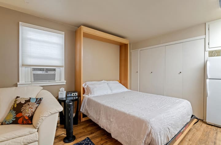 Cama Murphy tamaño queen completa

Limpiador de aire Ionic Breeze