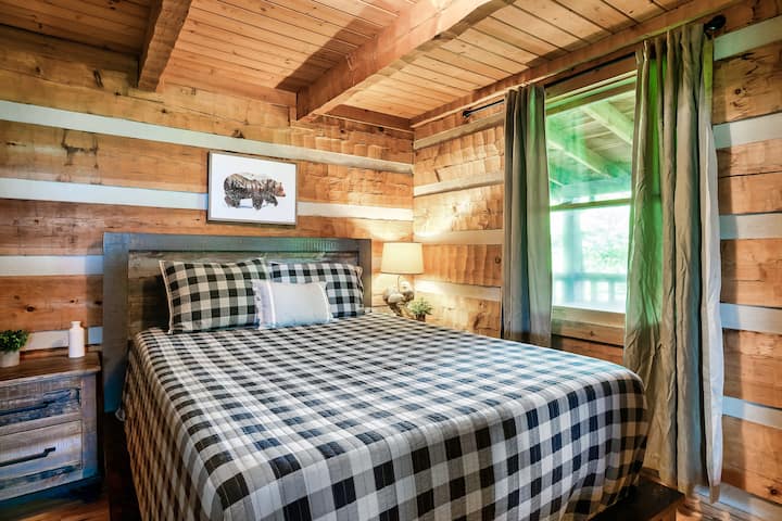 Dhoma e gjumit #1 - Krevati dopio "queen"