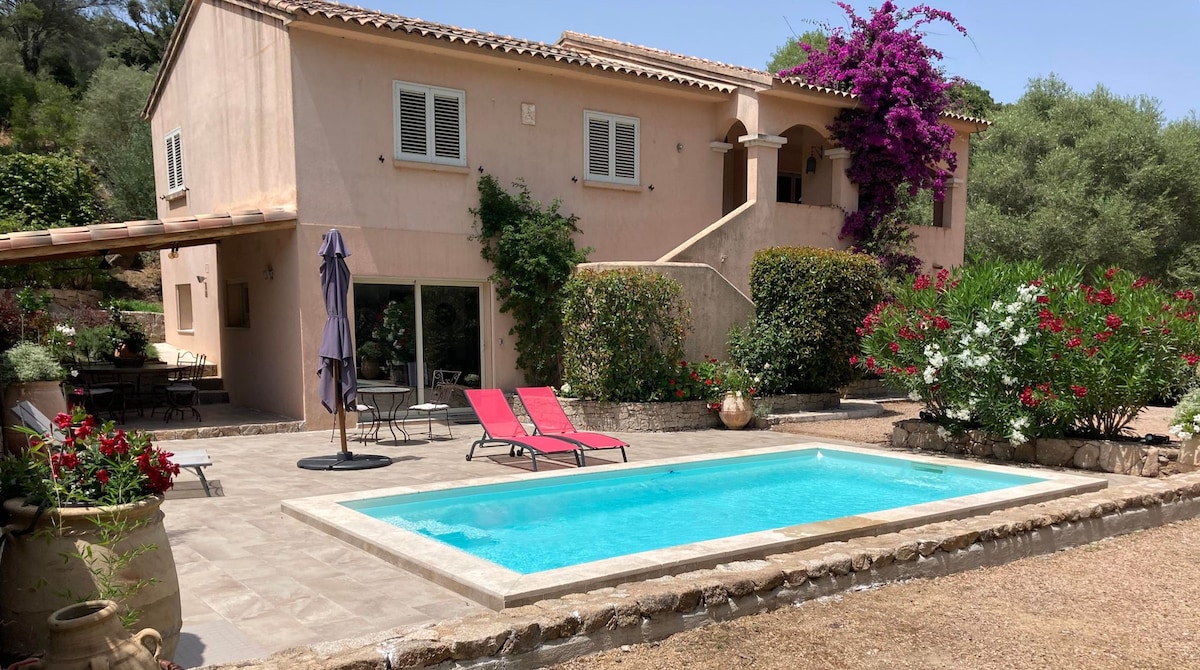 Popular Airbnb listing: Maison Piscine Porto-Vecchio - BABBU's House in Porto Vecchio