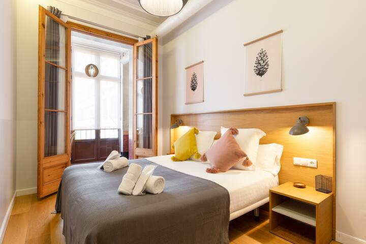 Three-Bedrs Apt, 2 Bathr, Office (3 Adults) 11