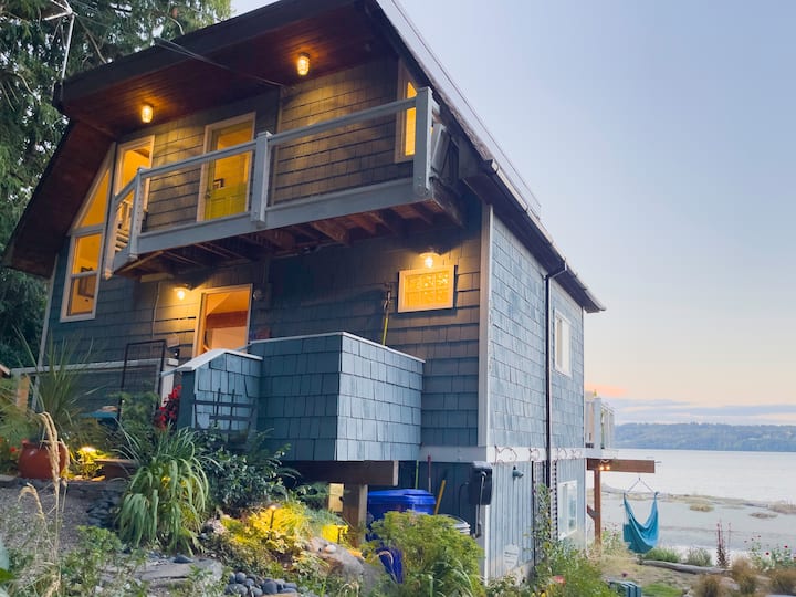 Vashon Beach House KVI Waterfront Houses for Rent in Vashon