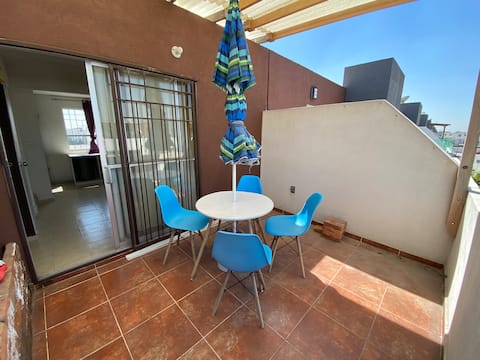 Family House With Pool