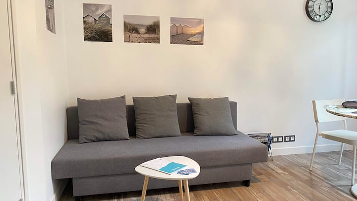 Kitanda cha sofa mbili