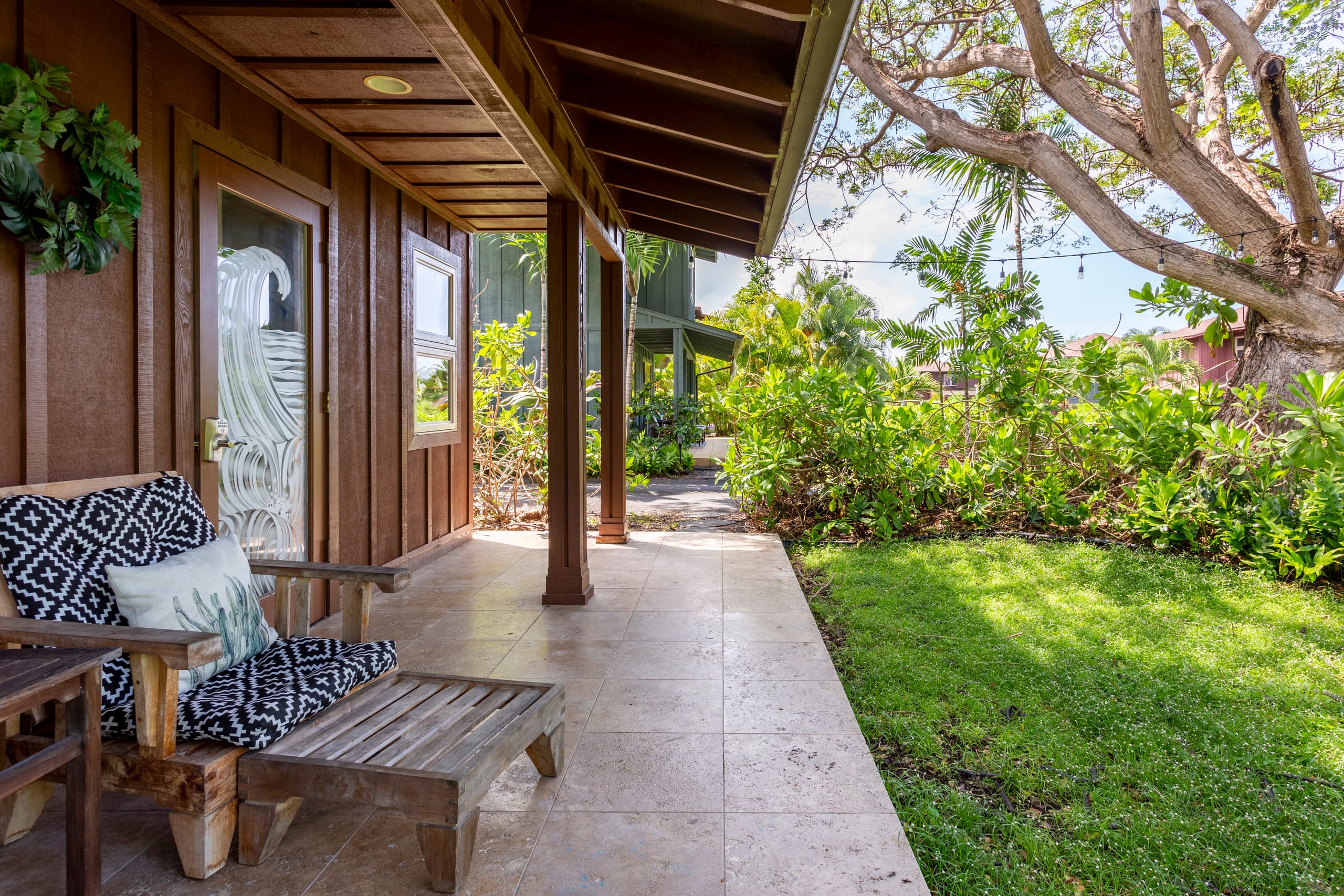 Home in Kailua-Kona · ★4.9 · 3 bedrooms · 4 beds · 2.5 private baths - Image 56