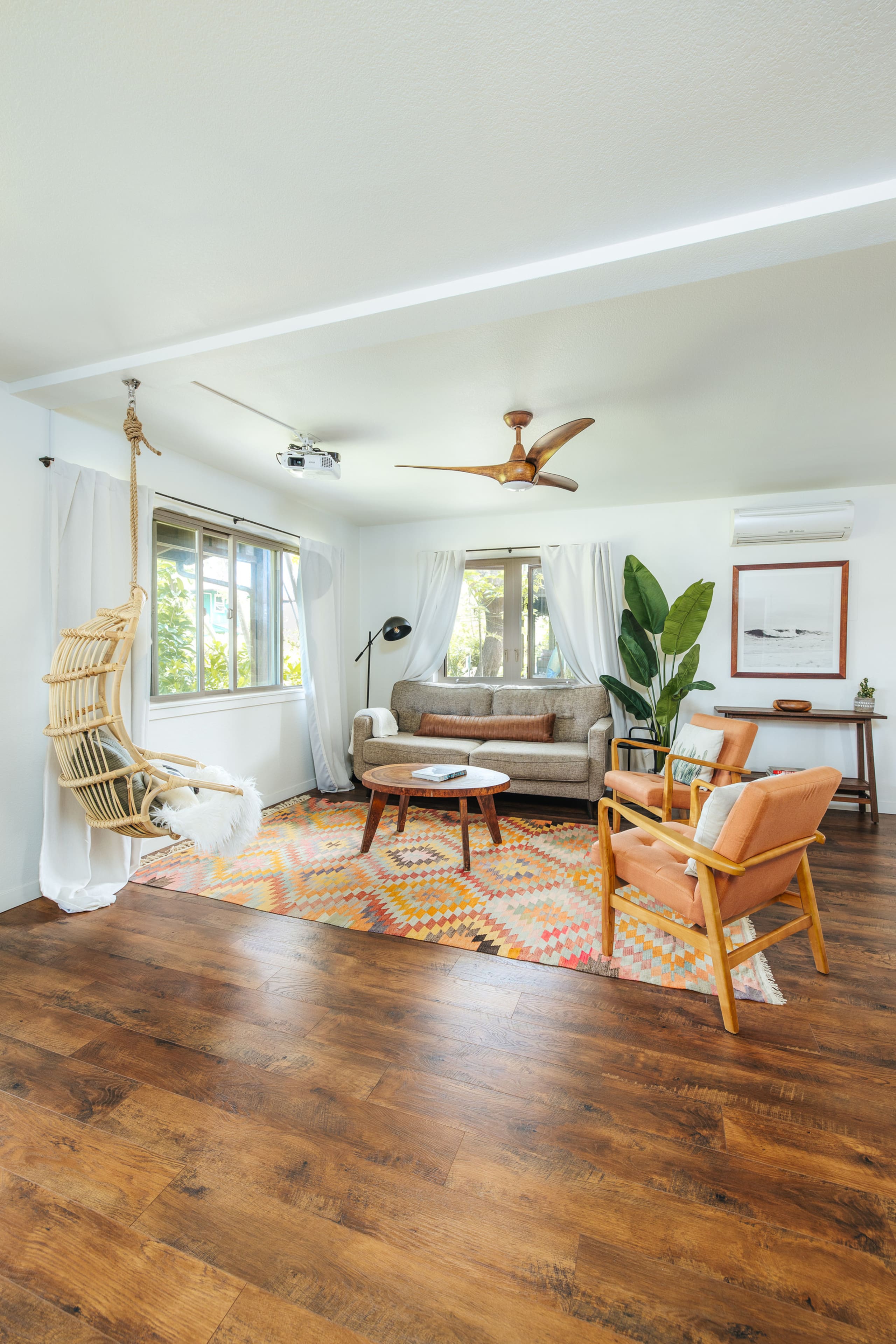 Home in Kailua-Kona · ★4.9 · 3 bedrooms · 4 beds · 2.5 private baths - Image 3