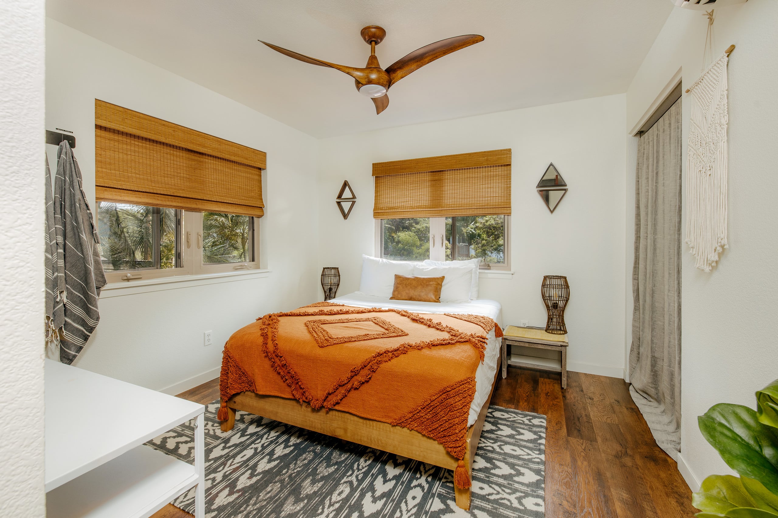 Home in Kailua-Kona · ★4.9 · 3 bedrooms · 4 beds · 2.5 private baths - Image 35