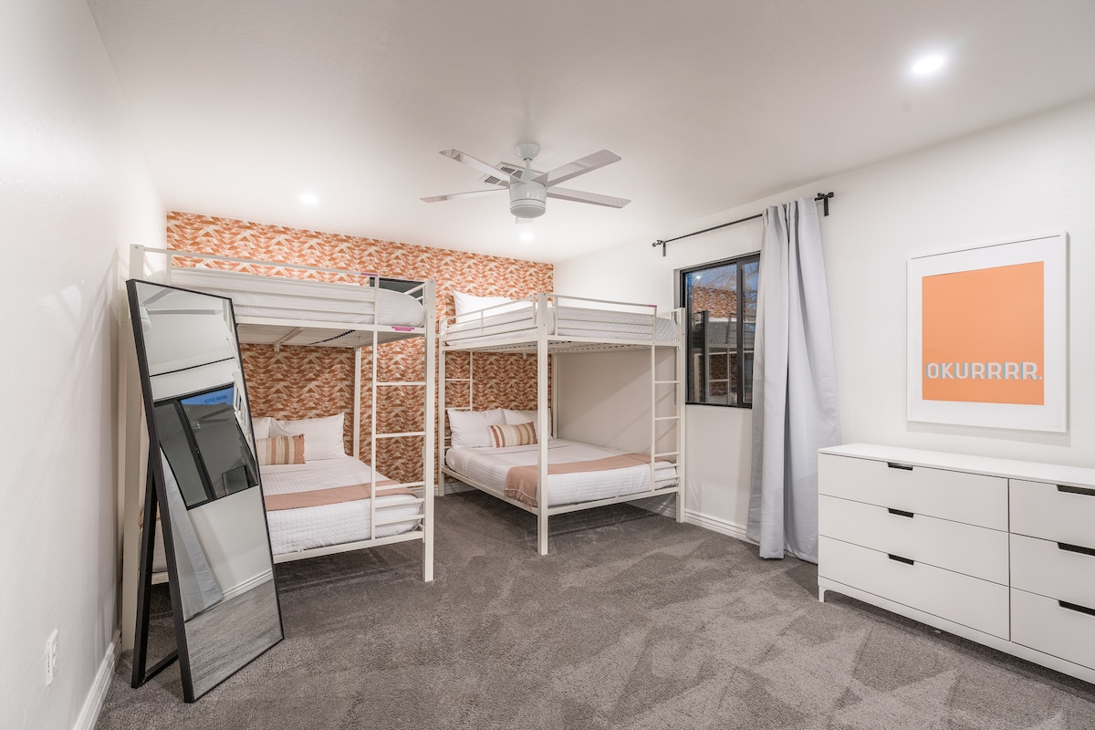 Bunk room sleeps 6 people. 2 on bottom and 1 on top