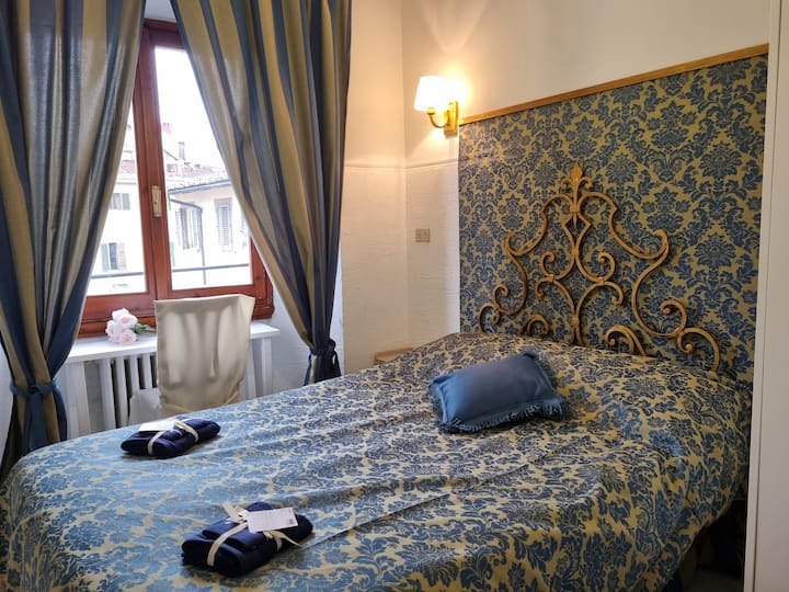 ห้องเล็ก