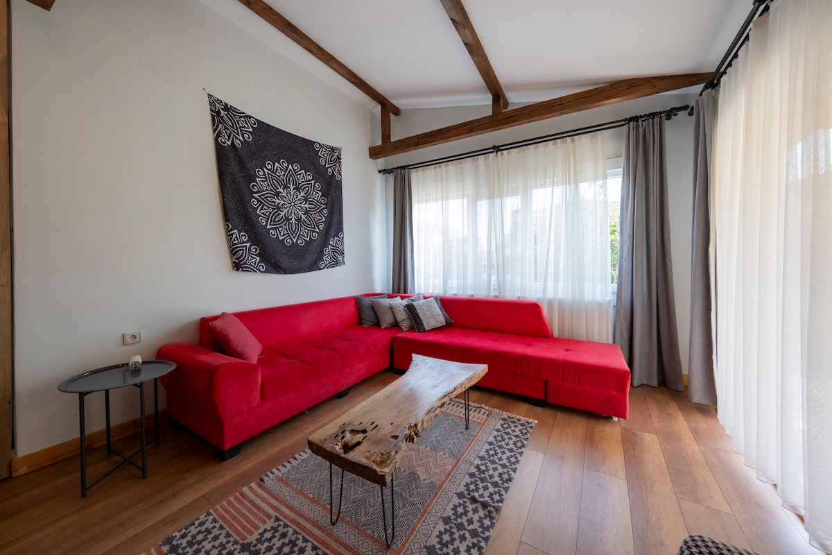 Bu tatil bir yeşil evde