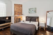 217 W 43rd - Zen Room