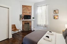217 W 43rd - Spirit Room