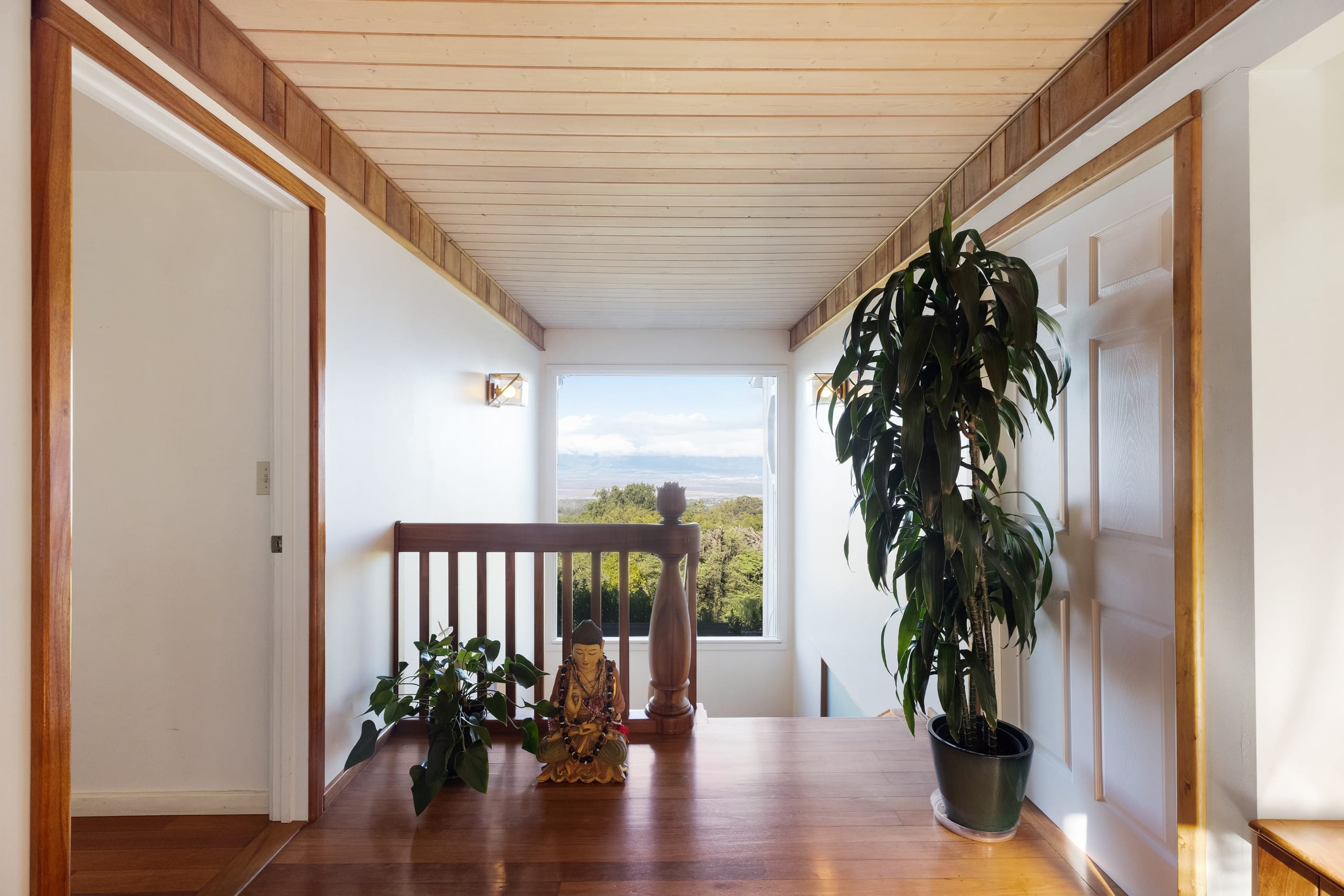 Home in Makawao · ★4.94 · 3 bedrooms · 3 beds · 2 baths - Photo 44