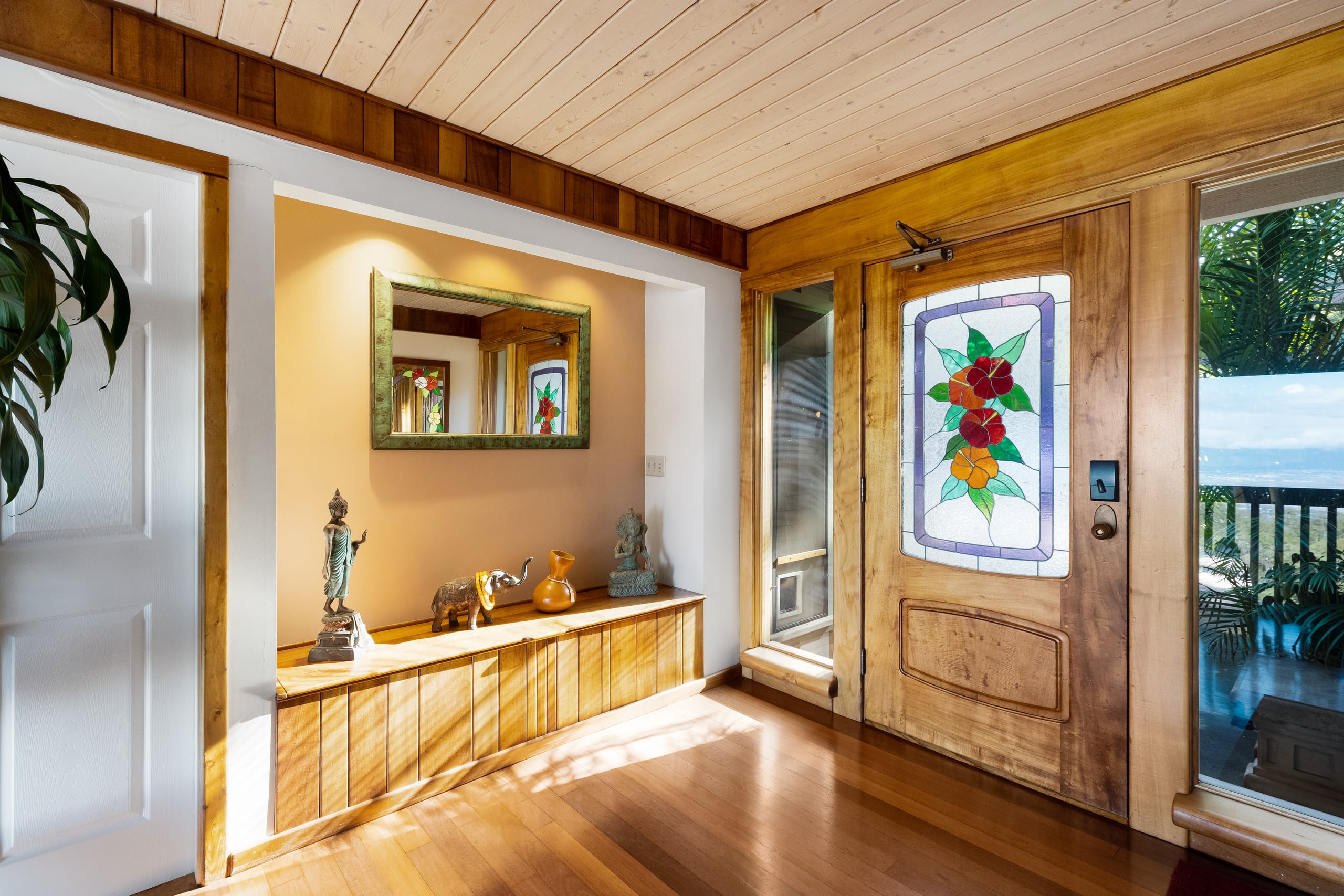 Home in Makawao · ★4.94 · 3 bedrooms · 3 beds · 2 baths - Photo 43