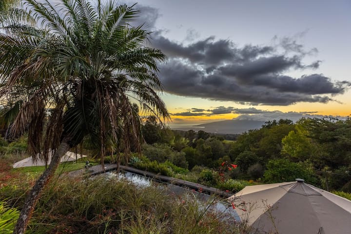 Exceptional Upcountry Villa, breathtaking views!