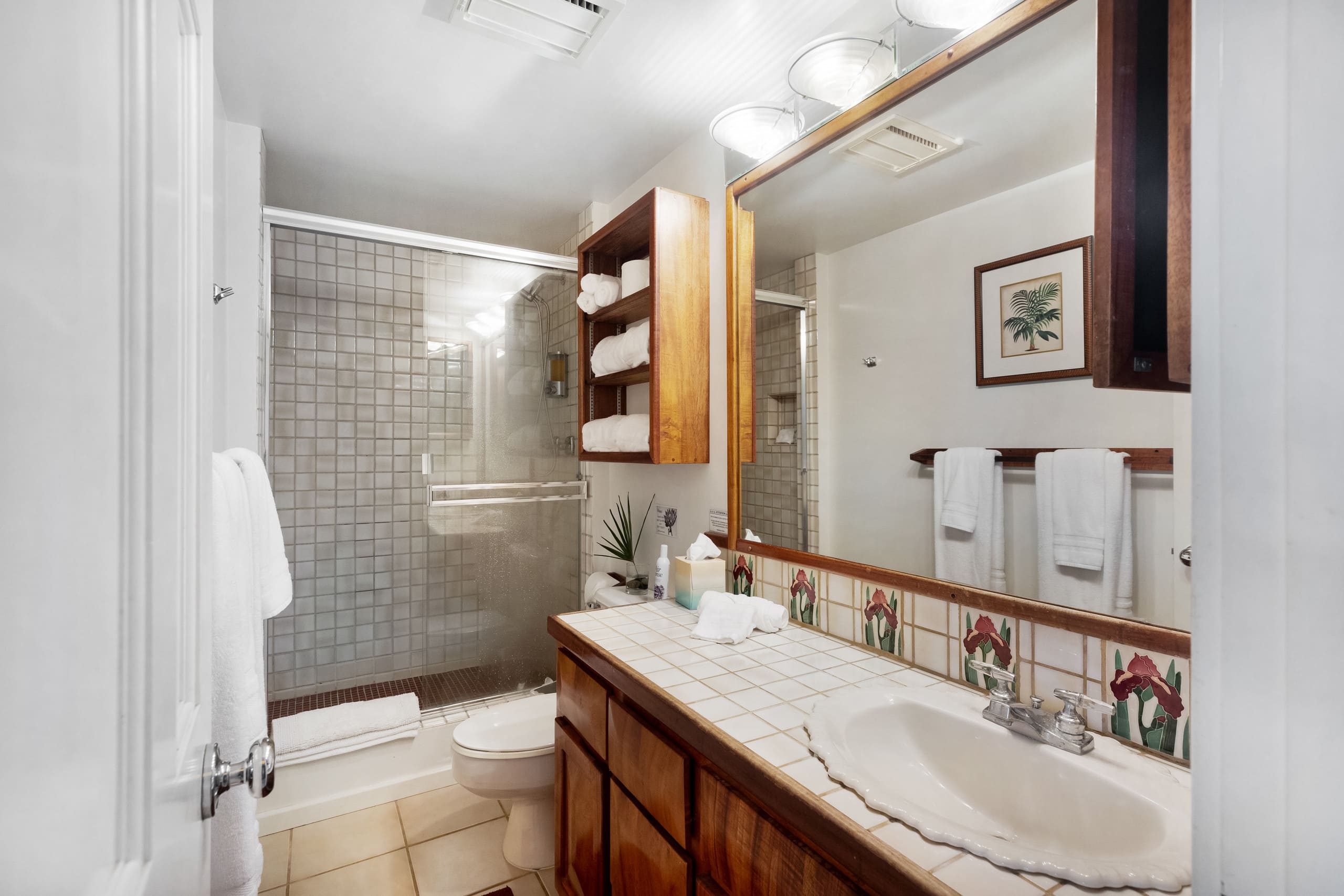 Home in Makawao · ★4.94 · 3 bedrooms · 3 beds · 2 baths - Photo 29