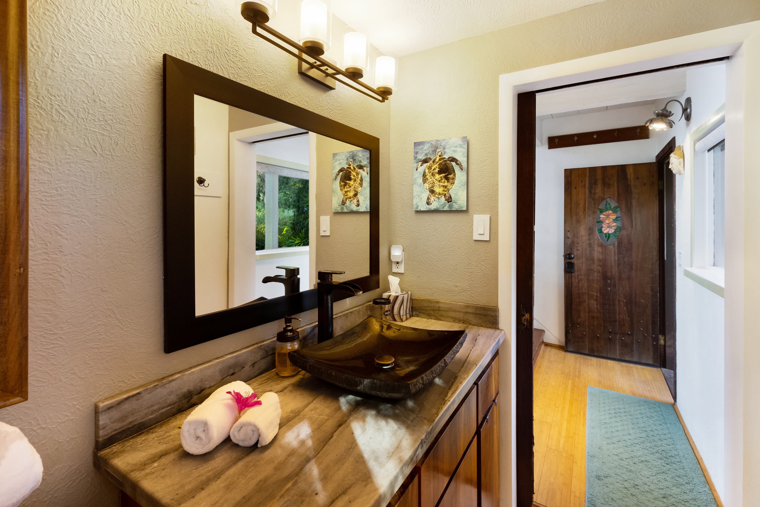 Rustic Upcountry retreat  with breathtaking views! - Photo 19