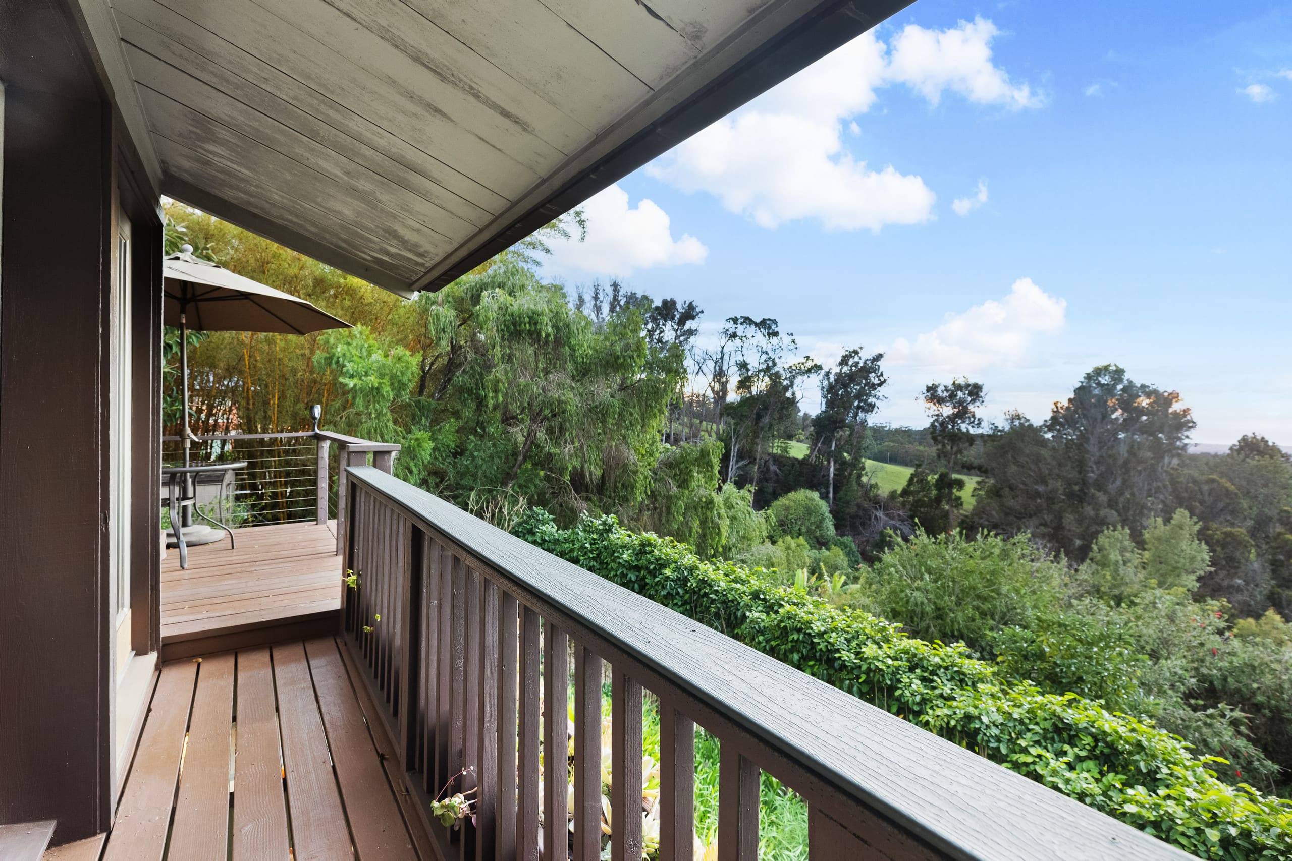 Rustic Upcountry retreat  with breathtaking views! - Photo 31
