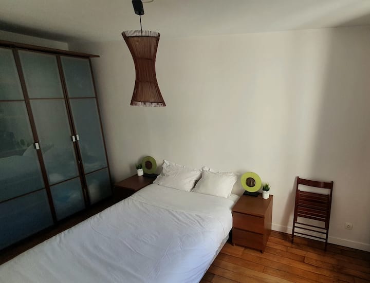 Letto:
190 x 140 (L x W)