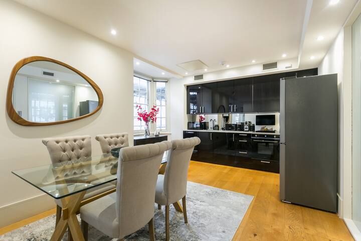 Modern Classic 2 Bedroom Apartment With Balcony gallery image 3