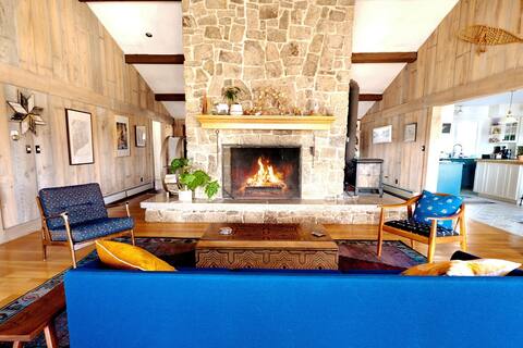 Waterfront, Meadows: 10 acres+ a Spacious House