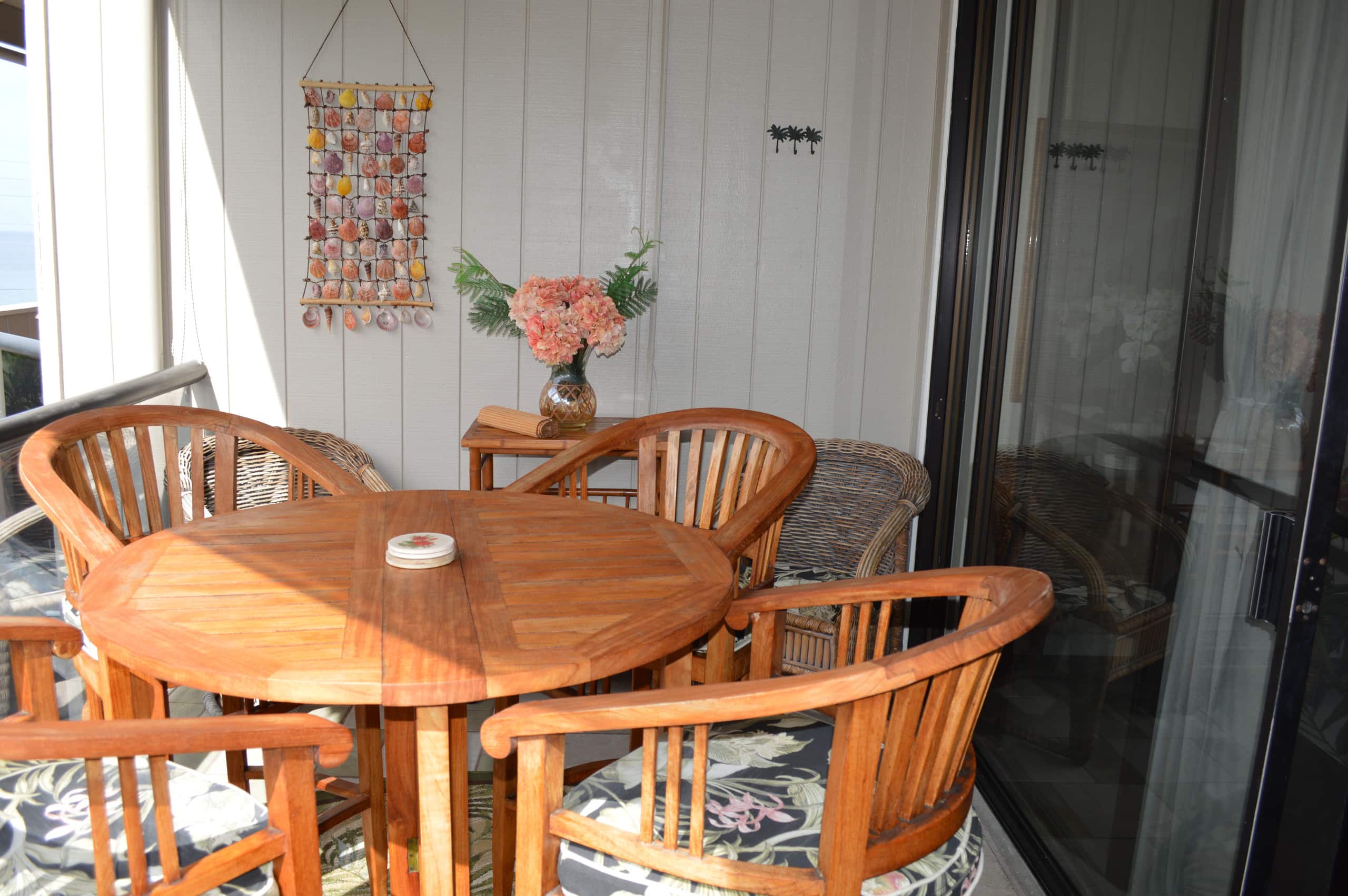 Condo in Kailua-Kona · ★4.83 · 2 bedrooms · 2 beds · 2 baths - Image 1