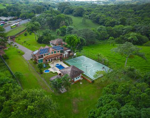 Quinta la Karpa (Gym, Pickleball, Wifi 300 Mbps)