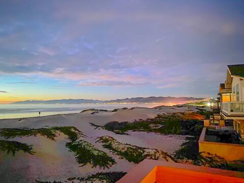 *Right on the Sand with a SPA*
