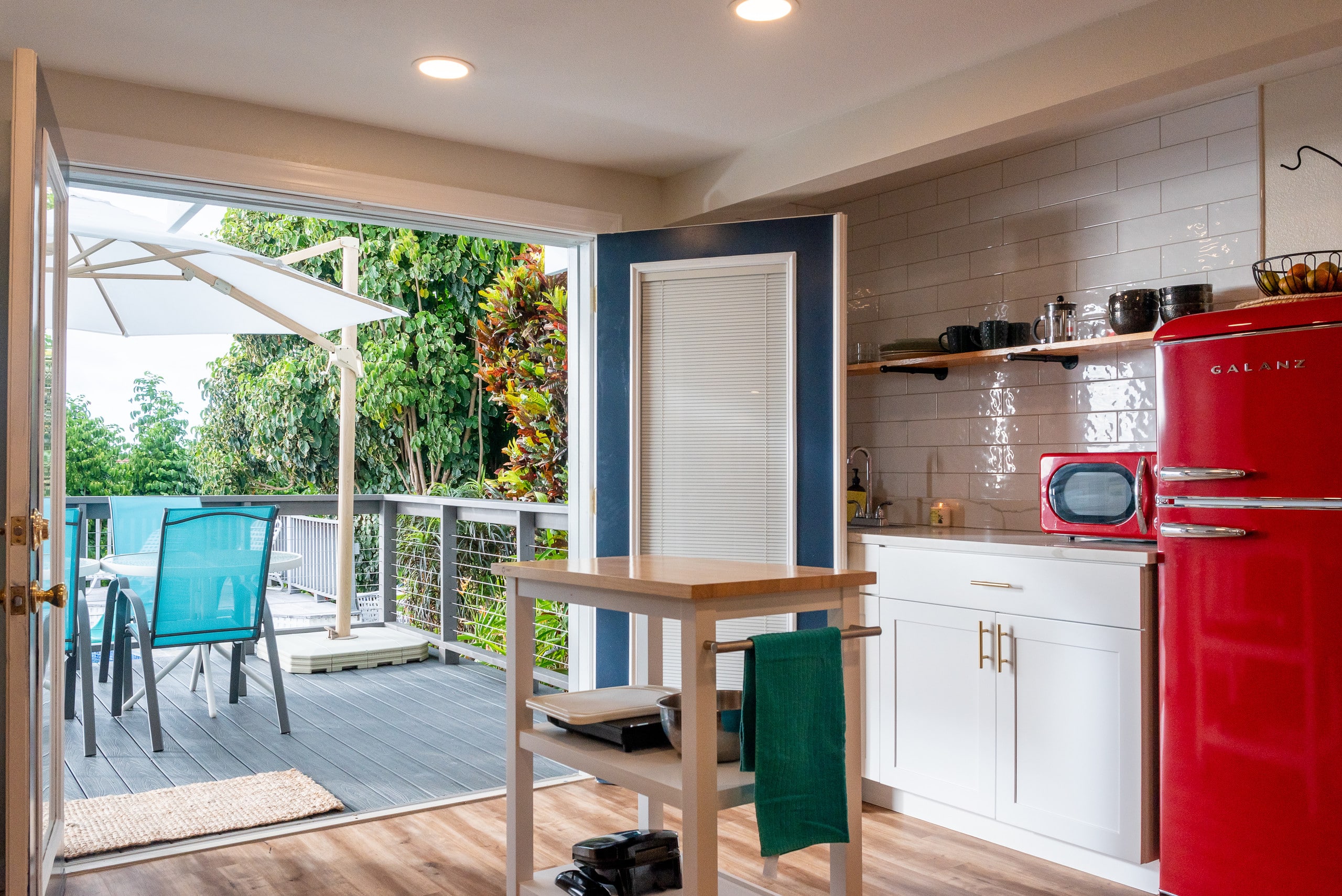 Poolside Studio🤙🏻Ocean View / AC / King🛌10min➡️Beach - Image 5