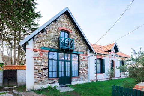 Large family home 50 m from the beach