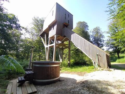 Spa & treehouse (private Nordic bath)