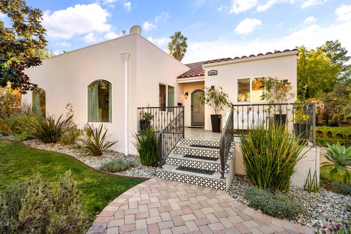 Silver Lake Meadow Retreat/Mins. To The Reservoir!