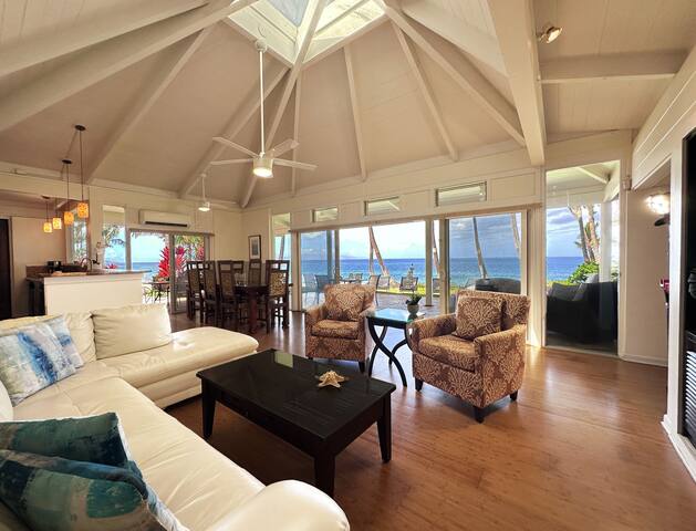LUXURIOUS*DIRECT OCEANFRONT Private HOME gallery image 3