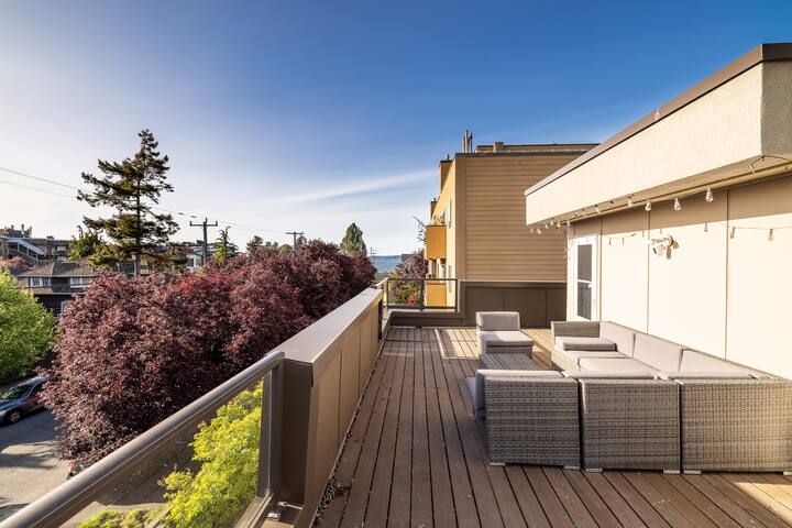 Long Term:Alki Beach,Roofdeck,Garden,Prkng,Firplac gallery image 4