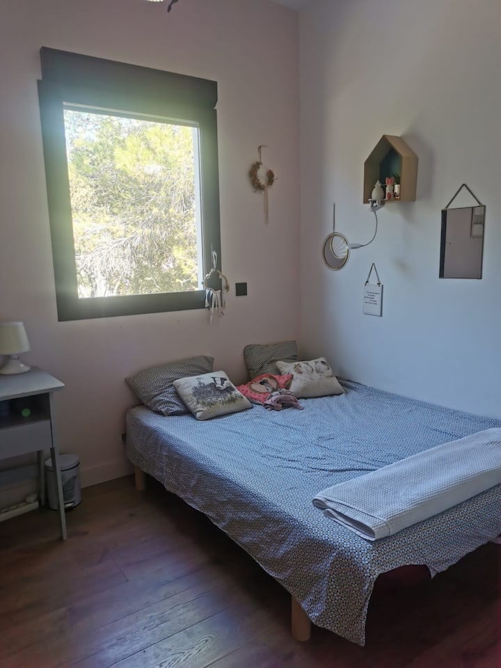 Dhomë gjumi 4