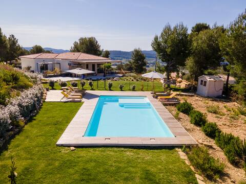 Villa Rozie, stunning sea and hill views, 4*