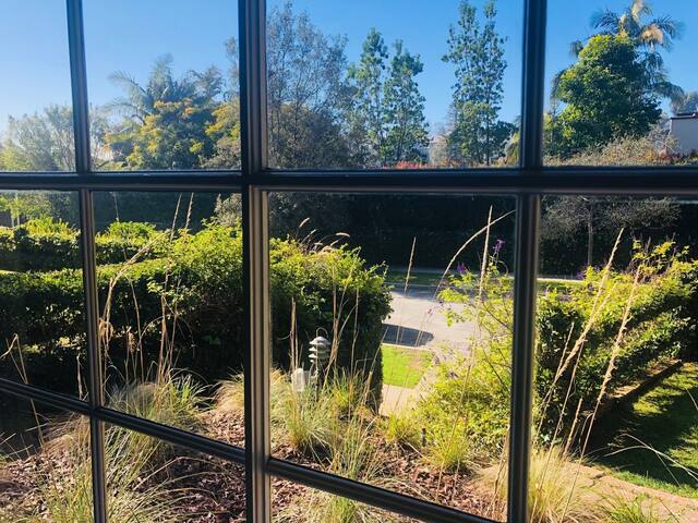 Private Santa Monica Canyon Retreat on Double Lot gallery image 4