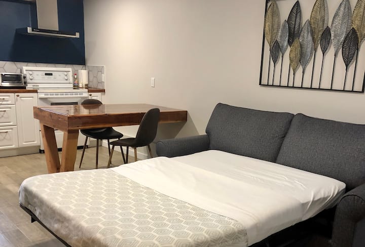 Slaapbank van dubbele grootte met traagschuimmatras