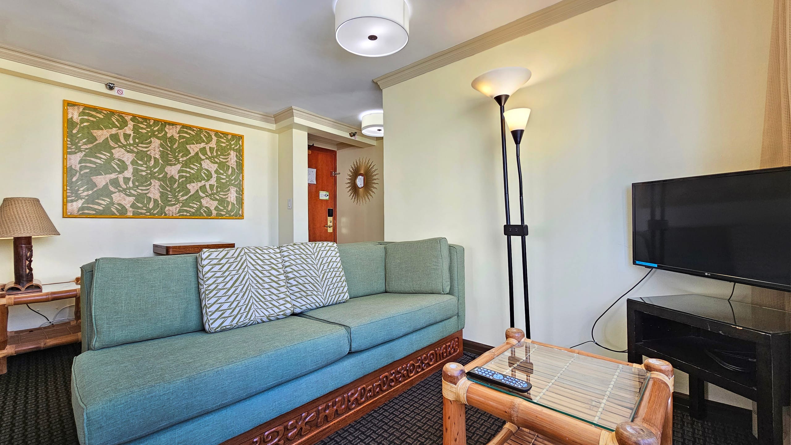 Condo in Honolulu · ★4.93 · 1 bedroom · 1 bed · 1 private bath - Image 2