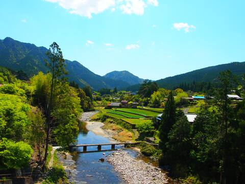 Rural accommodation with seasonal vegetables