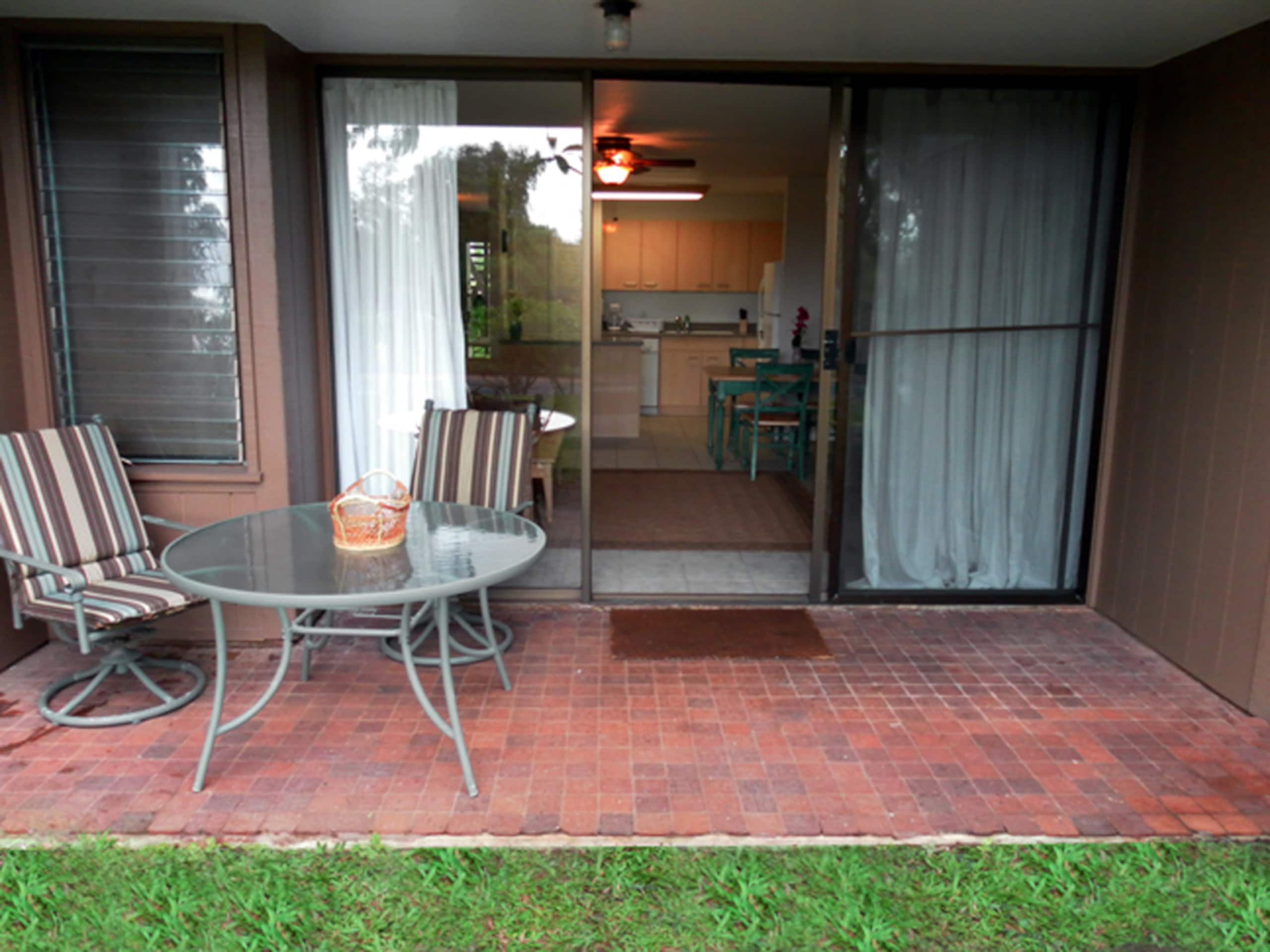 Condo in Kahuku · ★4.39 · 1 bedroom · 2 beds · 1 private bath - Image 11