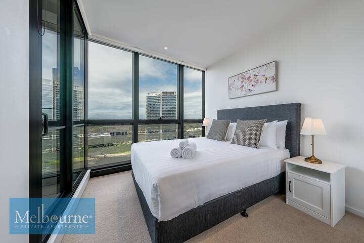 2 Bed 2 Bath Harbour View Apts Absolute Waterfront gallery image 4