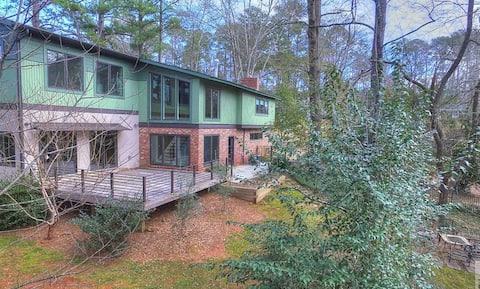 1.7 Miles to Stadium: Mid-Century Modern Home