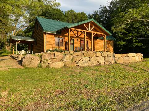 Ridgeview Retreat near Canadohta Lake, PA