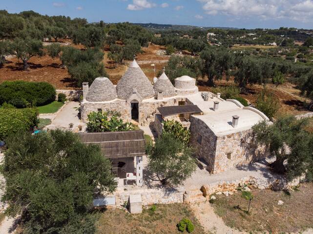 Ai Trulli | Between Ostuni & Cisternino, Puglia gallery image 3